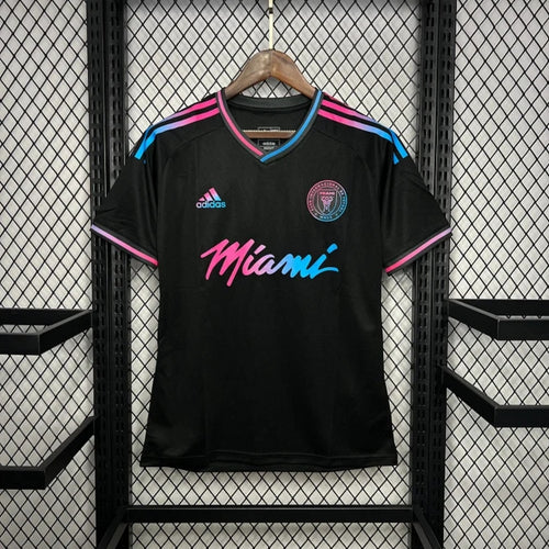 maillot-inter-miami-concept-noir-20242025 INTER MIAMI KONCEPTTRØJE SORT 20242025