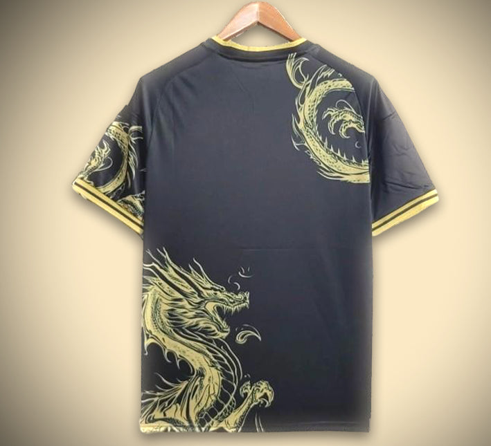 jersey-supporter-real-madrid-style-concept-avec-dragon-dore Supportertrøje Real Madrid style concept med gylden drage
