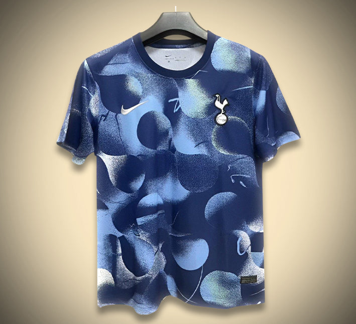 Maillottottenhamprematch-1.jpg Tottenham Hjemmebanetrøje Blå 2024-2025 set forfra