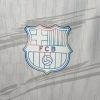 maillot-concept-blanc-fc-barcelona-saison-2025-2026-tenue-de-football Hvid koncepttrøje FC Barcelona sæson 2025 2026 fodbolddragt