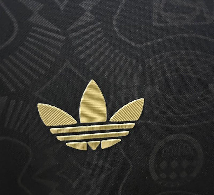 maillot-noir-concept-bayern-munich-edition-anniversaire-125-ans-saison-2024-2025 Sort koncepttrøje Bayern München 125 års jubilæumsudgave sæson 2024 2025
