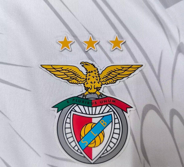 Fodboldtrøje-koncept Benfica sæson 2025 2026 moderne design rød og hvid