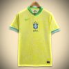 Officielt Brasilien hjemmebanetrøje med emblem og moderne detaljer