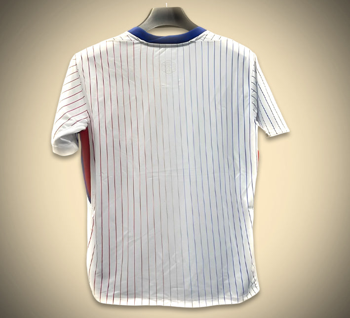 tenue-officielle-france-euro-2024-pour-les-fans officielt sæt Frankrig EM 2024 for fans