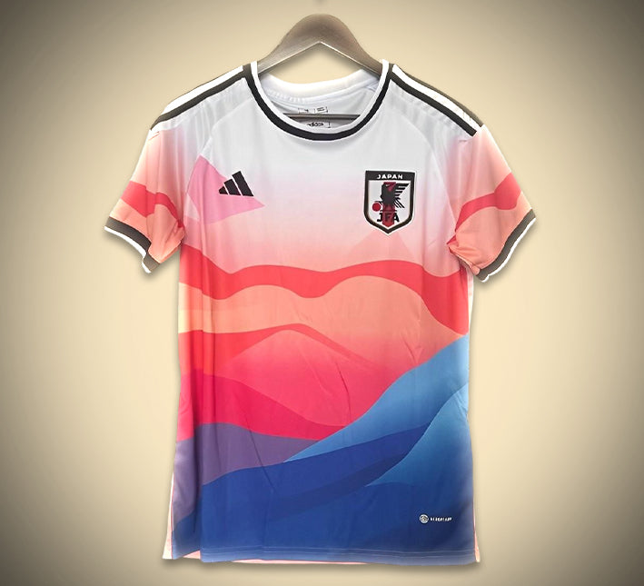 maillot-de-football-inspire-du-japon-couleurs-rose-et-bleu-edition-concept Fodboldtrøje inspireret af Japan farver pink og blå conceptudgave