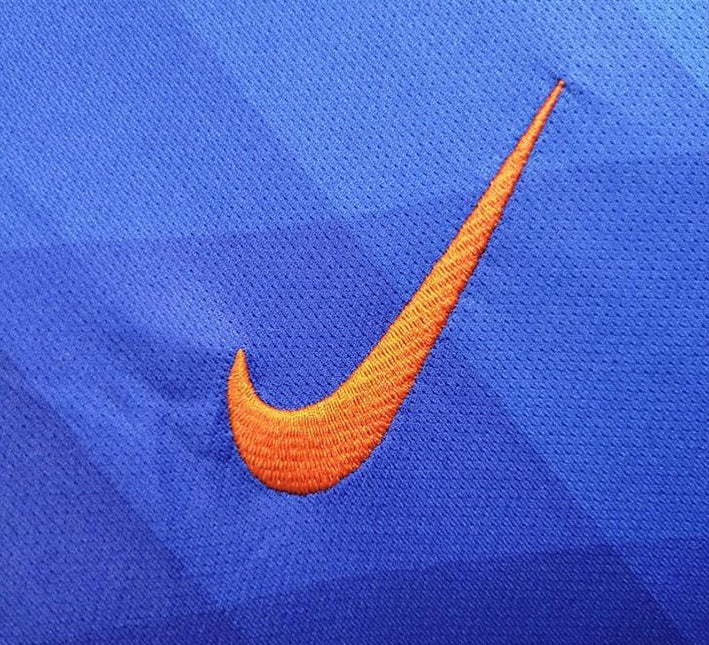 maillotpaysbasexterieurnike_75a01ffbdb7445b6b9293fdef988830b.jpg Fodboldtrøje Holland Udebanetrøje 2014 set fra siden