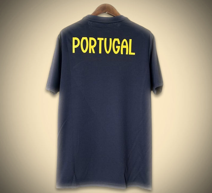T shirt de football Portugal bleu marine design concept collection vingt quatre vingt cinq
