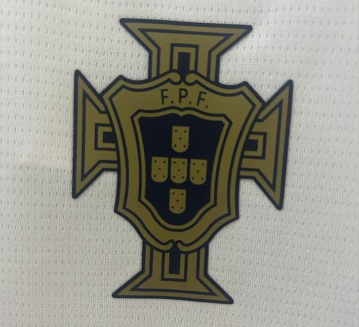 Portugal Træning Hvid 2024-2025 set fra siden