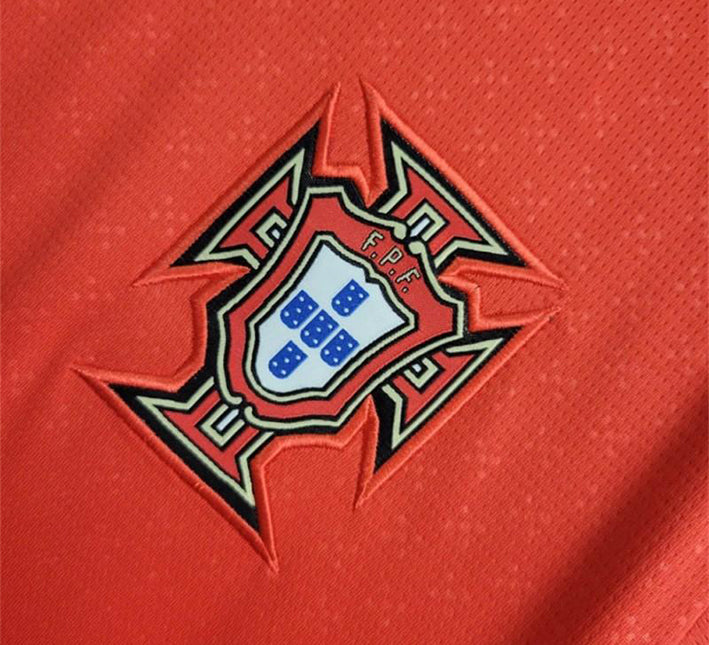 Portugal Hjemmebanetrøje 2024-2025 set fra siden