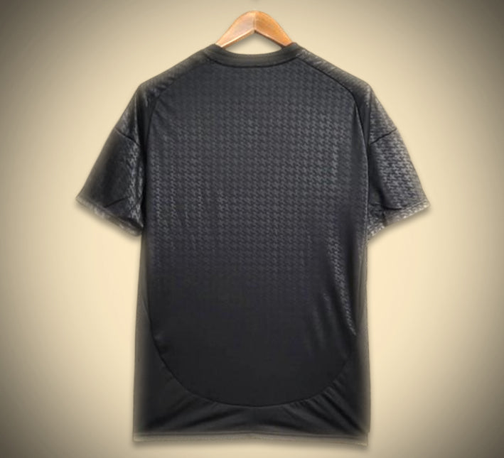 Sort fodboldtrøje concept Real Madrid edition 2425