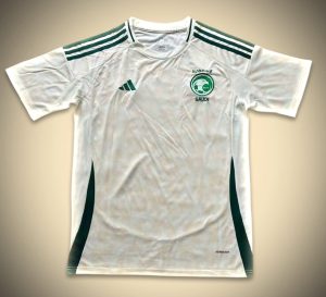 Saudi-Arabien Udebanetrøje 2024-2025 set forfra