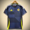 maillotscotlanddomicile-1.jpg Skotland Hjemmebanetrøje 2024 set forfra
