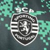 maillotsportingprematchlogo.jpg Fodboldtrøje Sporting CP Opvarmning 2024-2025 set fra siden