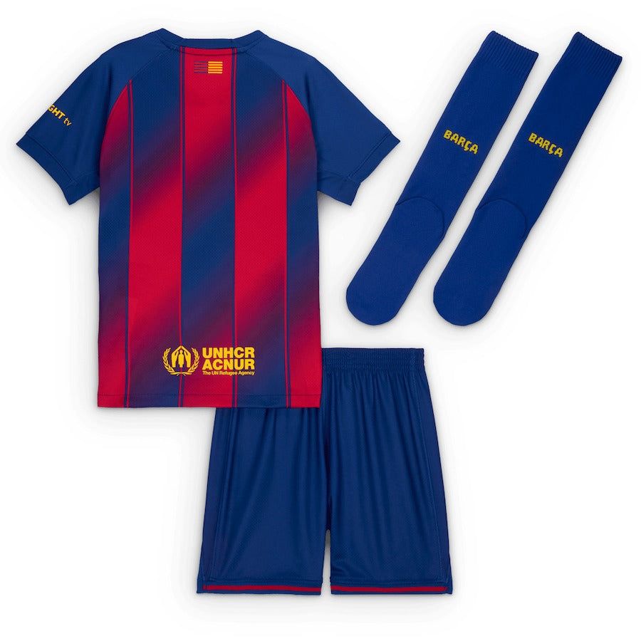 Børnesæt FC Barcelona hjemme sæson to tusind femogtyve to tusind seksogtyve trøje og shorts