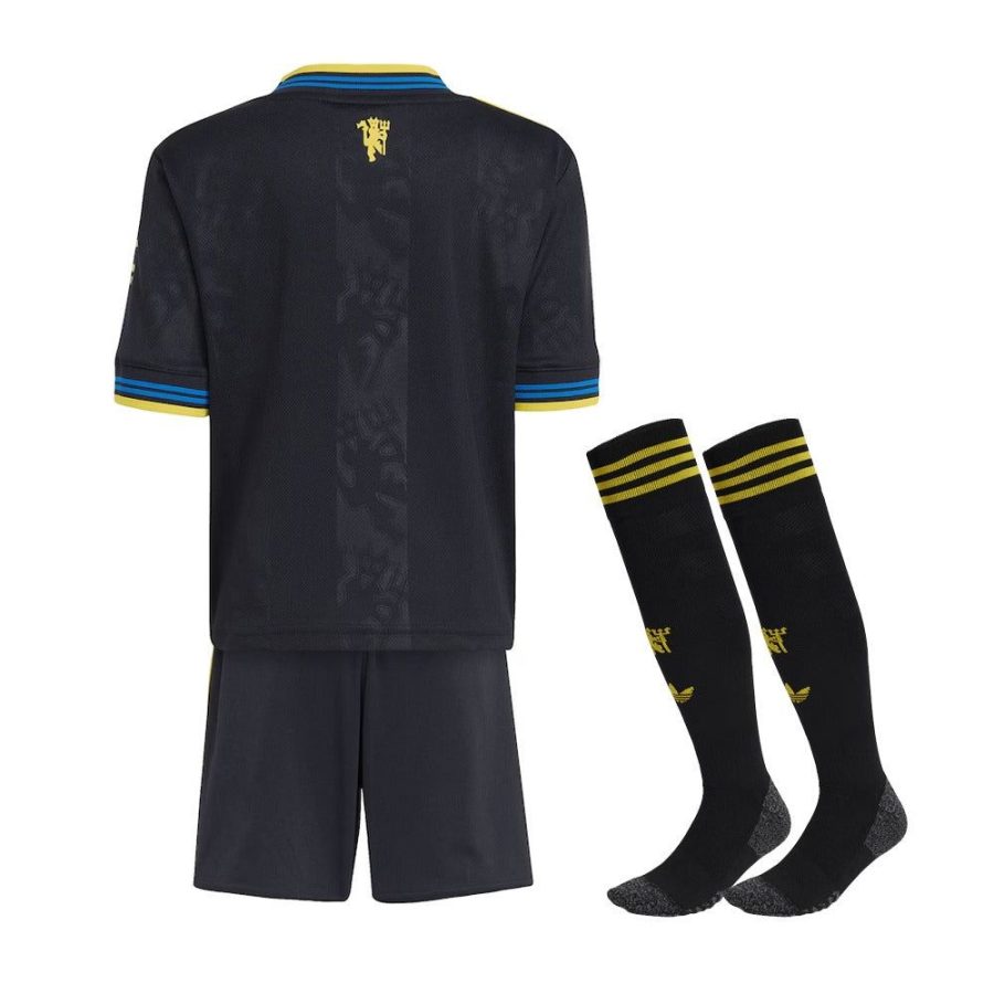 ensemble-enfant-manchester-united-maillot-third-saison-2025-2026-avec-short-et-chaussettes Børnesæt Manchester United third-trøje sæson 2025 2026 med shorts og strømper