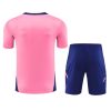 ensemble-maillot-et-short-arsenal-saison-2024-2025-tenue-de-football-rouge-et-blanc Sæt med trøje og shorts Arsenal sæson 2024 2025 fodboldtrøje rød og hvid
