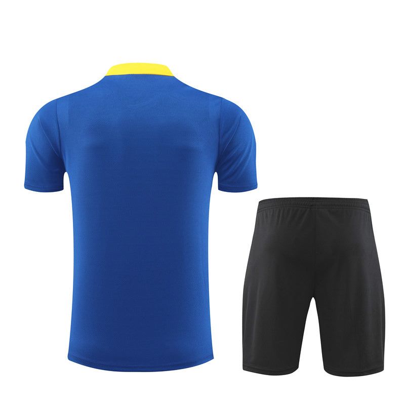 ensemble-maillot-et-short-inter-milan-saison-2024-2025-tenue-de-football Sæt med fodboldtrøje og shorts Inter Milan sæson 2024 2025 fodbolddragt