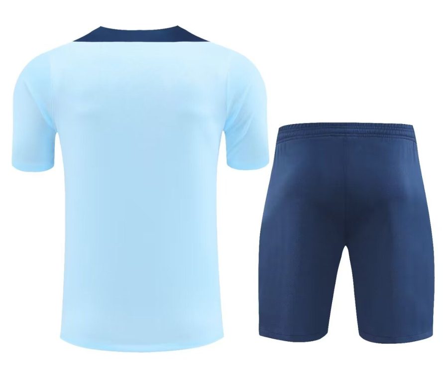 ensemble-maillot-et-short-paris-saint-germain-saison-2024-2025 Sæt med trøje og shorts Paris Saint Germain sæson 2024 2025