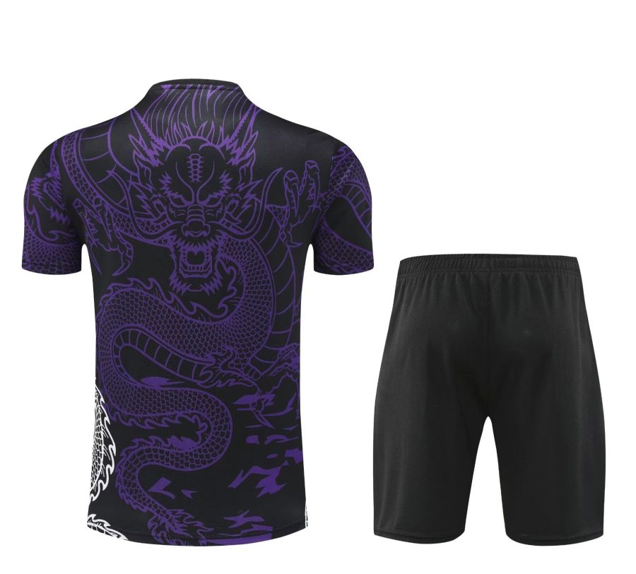 ensemble-maillot-et-short-real-madrid-saison-2024-2025-tenue-domicile Real Madrid trøje og shorts sæt sæson 2024 2025 hjemmebanedragt