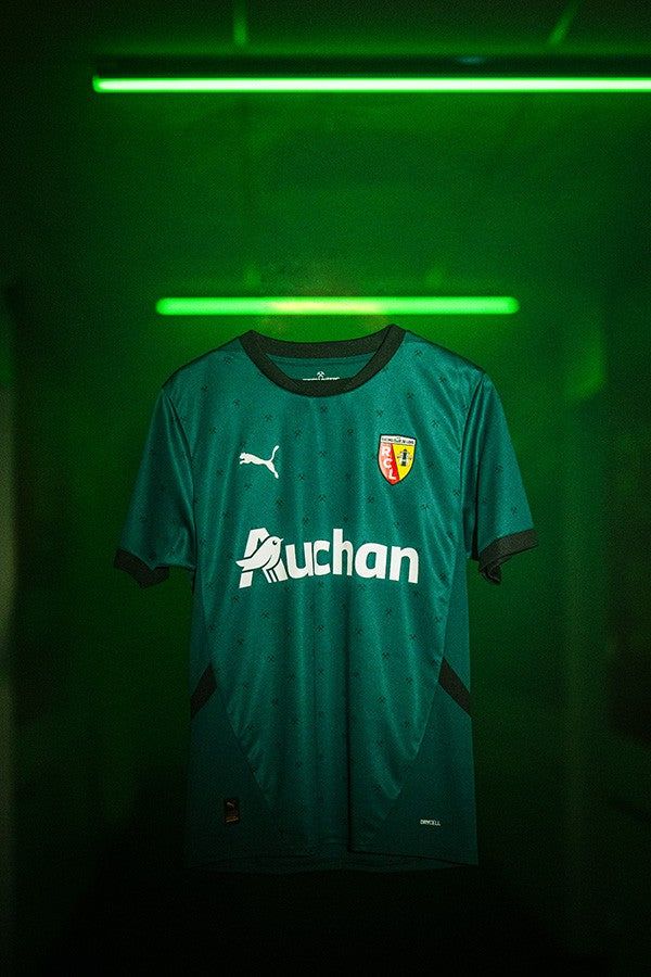 jersey-de-football-rc-lens-exterieur-couleurs-du-club-sang-et-or fodboldtrøje RC Lens udebane klubbens farver blod og guld