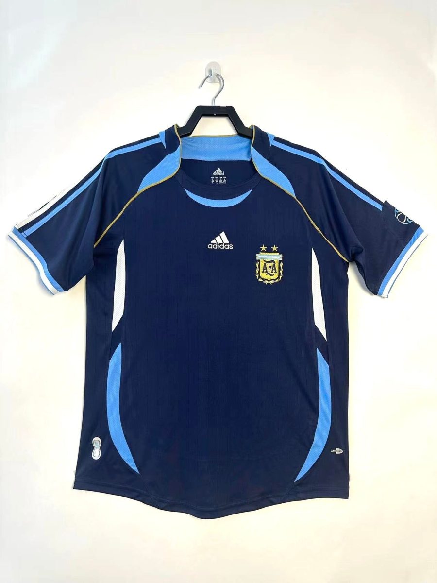 ARGENTINAS UDEBANETRØJE 2006