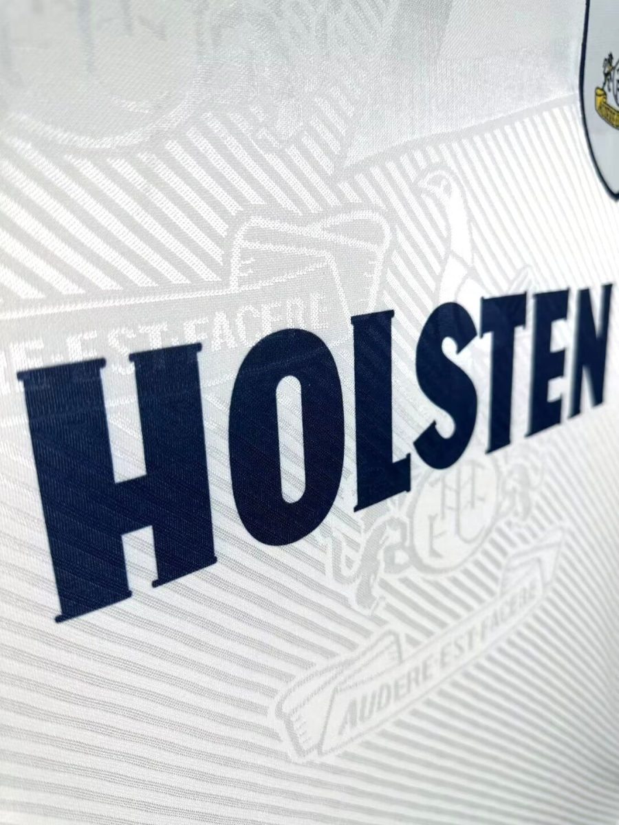 maillot-blanc-tottenham-domicile-style-retro-saison-quatre-vingt-treize-quatre-vingt-quatorze Hvid Tottenham hjemmebanetrøje i retro-stil sæson 1993/1994