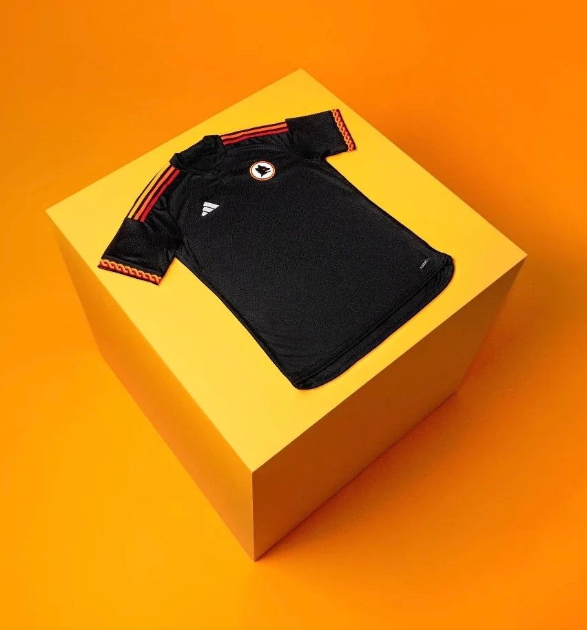 maillot-de-foot-as-roma-third-pour-supporters-saison-2023-2024 fodboldtrøje AS Roma third til supportere sæson 2023 2024