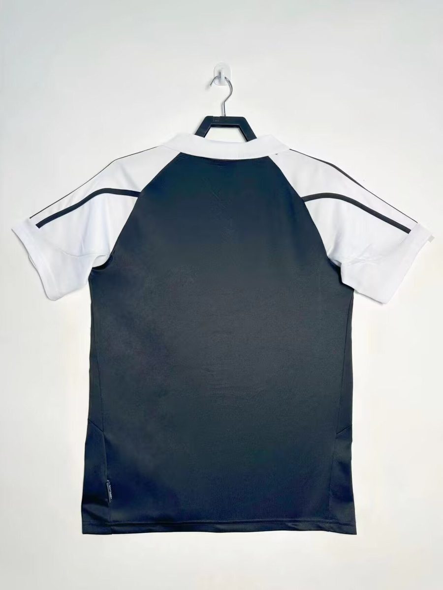 maillot-de-foot-real-madrid-exterieur-vintage-debut-annees-2000 Fodboldtrøje Real Madrid ude vintage tidlige 2000'er
