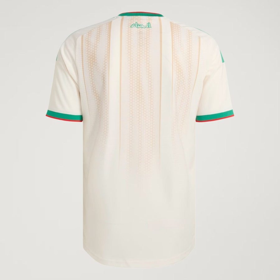 maillot-de-football-algerie-domicile-saison-2026-tenue-officielle-verte-et-blanche Fodboldtrøje Algeriet hjemmebane sæson 2026 officiel dragt grøn og hvid