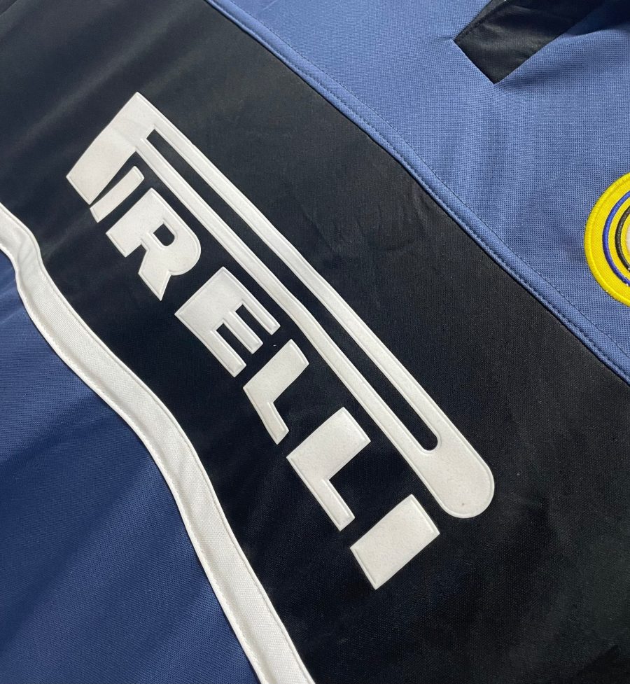 maillot-de-football-inter-milan-troisieme-tenue-retro-1998-1999 Fodboldtrøje Inter Milan tredje retro-dragt 1998 1999