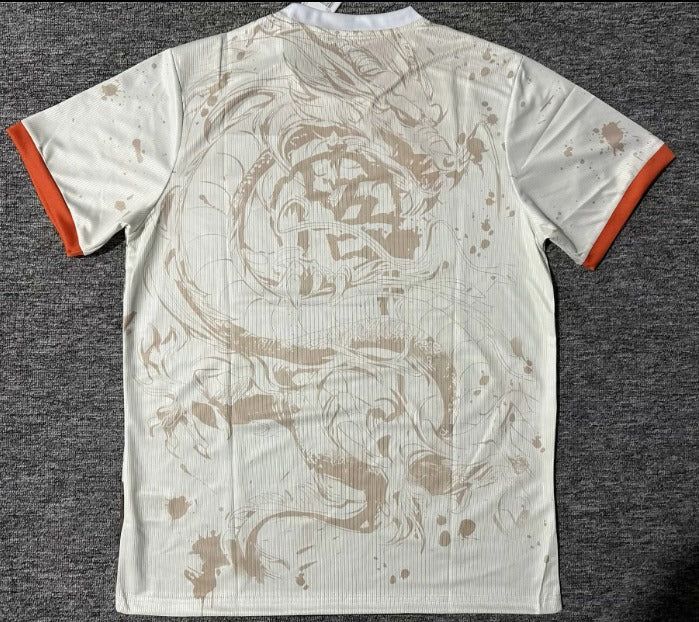 Japan fodboldtrøje specialudgave inspireret af Dragon Ball Z sæson 2025-2026