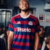 maillot-de-football-newcastle-united-tenue-exterieure-nouvelle-collection Fodboldtrøje Newcastle United udebanedragt ny kollektion