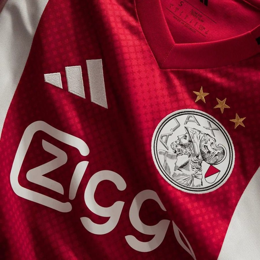 maillot-domicile-ajax-amsterdam-saison-2025-2026-rouge-et-blanc Hjemmebanetrøje Ajax Amsterdam sæson 2025 2026 rød og hvid