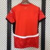 maillot-domicile-de-la-selection-d-egypte-saison-2026-tenue-officielle-rouge Hjemmebanetrøje for Egyptens udvalgte sæson 2026 officiel rød dragt