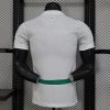 maillot-domicile-du-senegal-version-joueur-2025-tenue-officielle-des-lions-de-la-teranga Senegal hjemmebanetrøje player version 2025 officiel spilledragt for Téranga-løverne