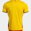 maillot-domicile-equipe-de-roumanie-saison-2025-rouge-jaune-bleu hjemmebanetrøje Rumæniens landshold sæson 2025 rød gul blå