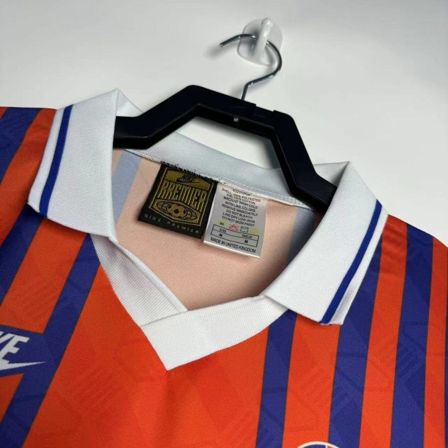maillot-domicile-paris-saint-germain-saison-1993-1994-vintage hjemmebanetrøje Paris Saint Germain sæson 1993 1994 vintage
