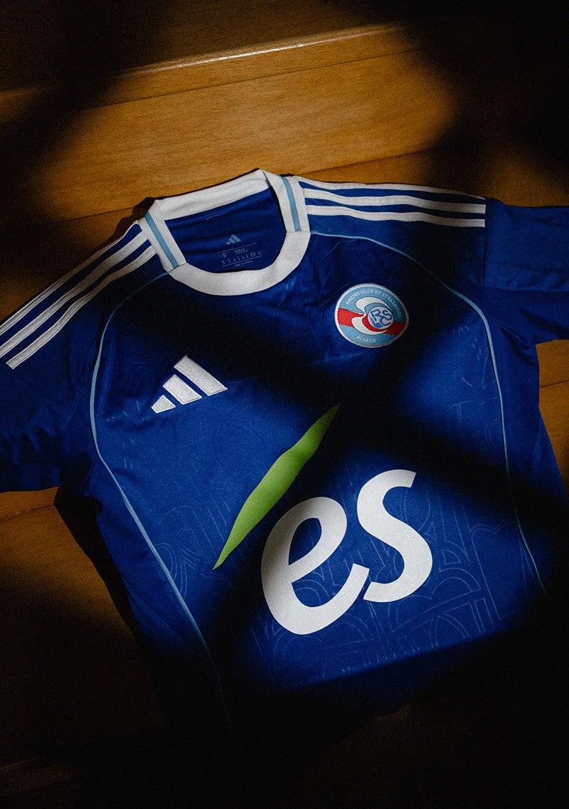 maillot-domicile-rc-strasbourg-saison-2025-2026 Hjemmebanetrøje RC Strasbourg sæson 2025 2026
