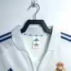 maillot-domicile-real-madrid-saison-2001-2002 Real Madrid hjemmebanetrøje sæson 2001-2002