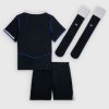 maillot-enfant-chelsea-fc-third-saison-2025-2026-avec-short-et-chaussettes børnetrøje Chelsea FC third sæson 2025 2026 med shorts og strømper