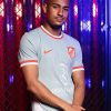 maillot-exterieur-atletico-madrid-saison-2024-2025-tenue-officielle Atletico Madrid udebanetrøje sæson 2024 2025 officiel dragt