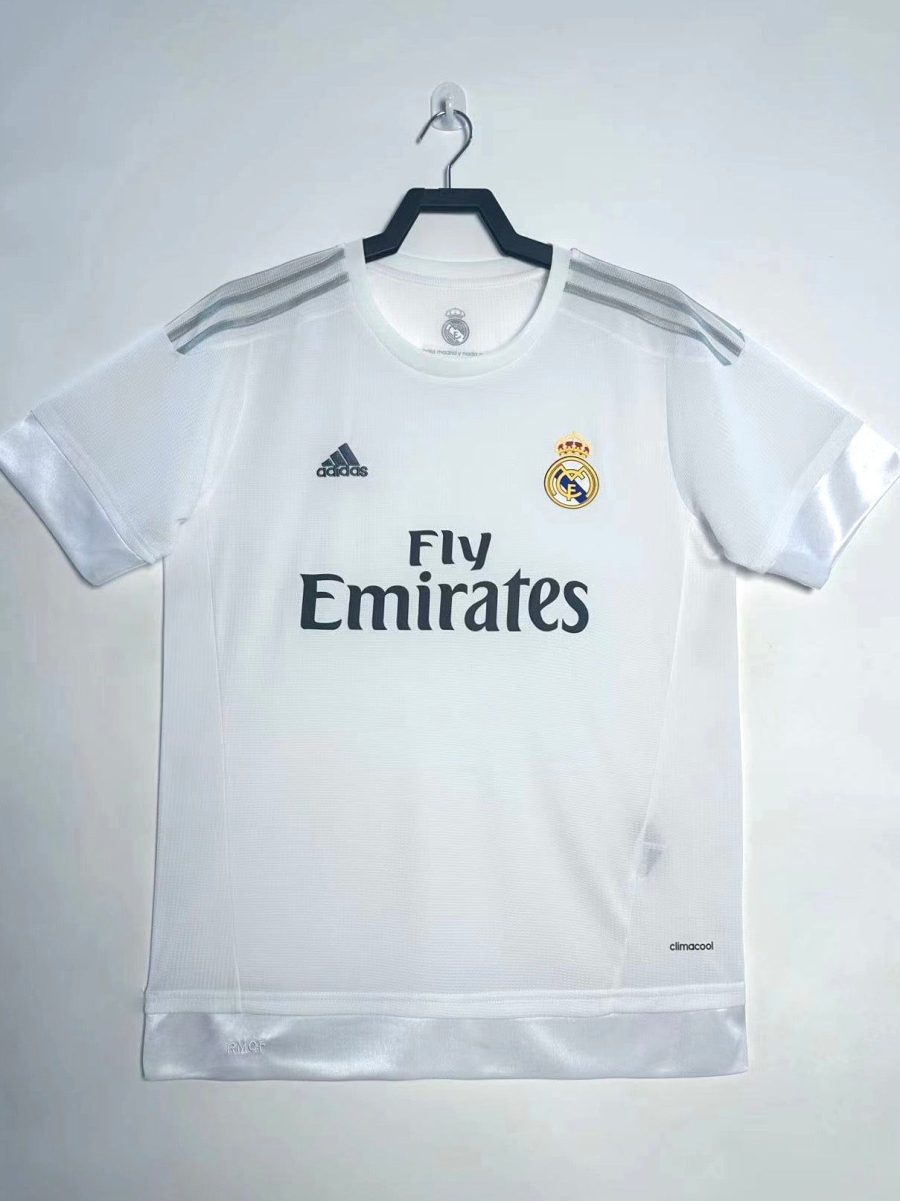 maillot-real-madrid-domicile-20152016 REAL MADRID HJEMMEBANETRØJE 20152016