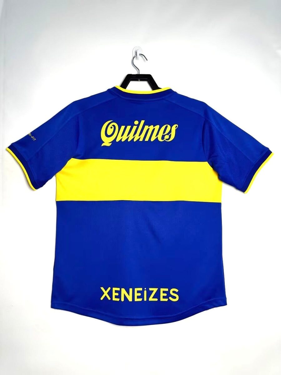 tenue-supporter-boca-juniors-maillot-maison-bleu-jaune Fan spilledragt Boca Juniors hjemmebanetrøje blå gul