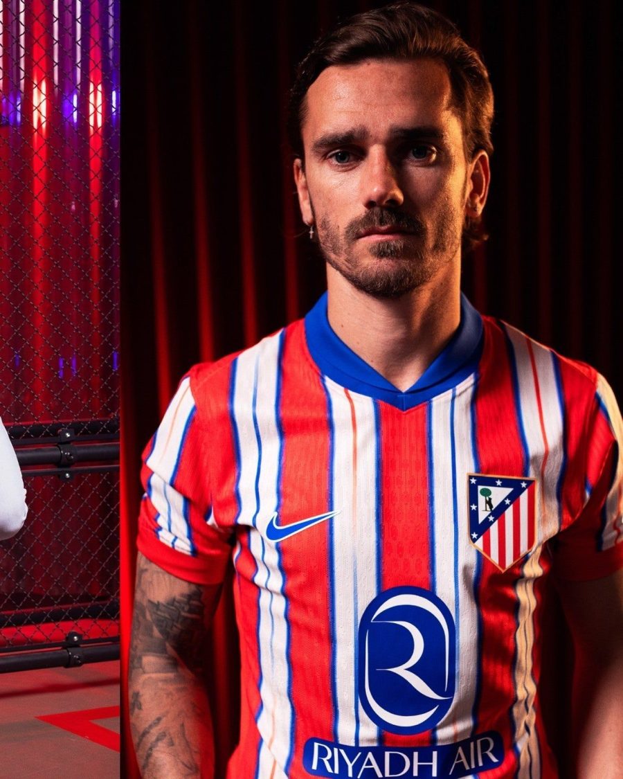 Officiel Atletico Madrid hjemmebanetrøje med klubbens emblem og røde striber