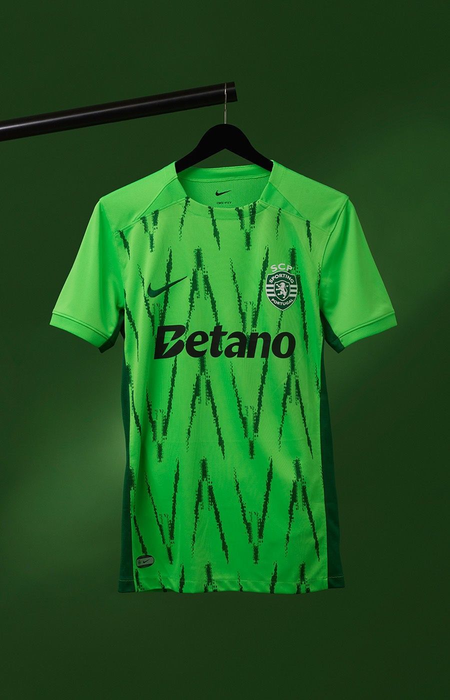 tunique-officielle-sporting-clube-de-portugal-troisieme-tenue-2024-2025 Tunique officielle Sporting Clube de Portugal troisième tenue 2024 2025
