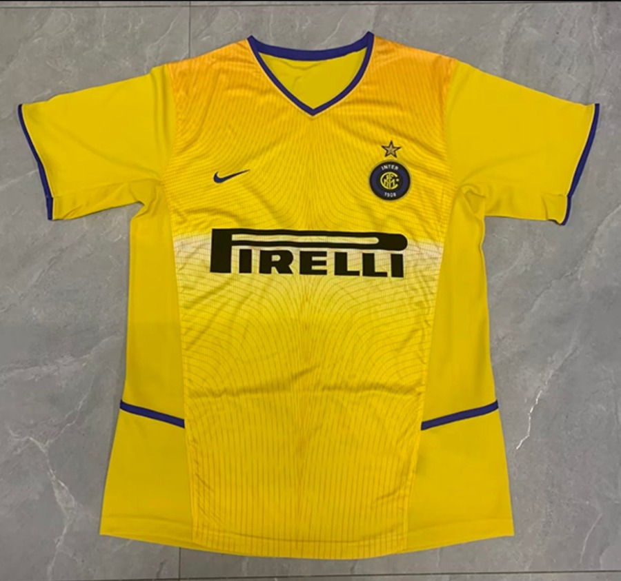 Inter Milan Udebanetrøje 2002/03
