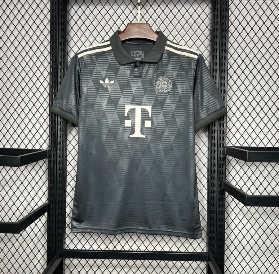 102A51F7-F123-4050-89E9-C42ECEC6597A.jpg Bayern München 2024/25 Oktoberfest