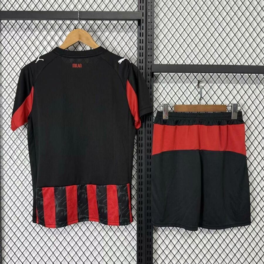 10fc905c4849ab3acca58fe9d0af0155.jpg Fodboldtrøje AC Milan Hjemmebanetrøje 2025/26 Voksen