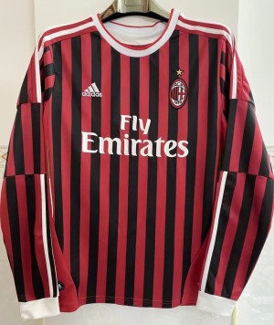 1578FB68-0CA0-4A97-80F0-B51E2F921357.jpg AC Milan Hjemmebanetrøje Lange Ærmer 2011/12