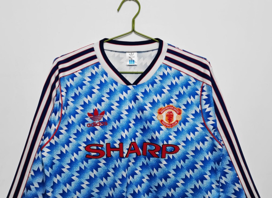 17EF1EEB-137E-457B-9689-6F6540C7C093.jpg Fodboldtrøje Manchester United 1991/92 Udebanetrøje Lange Ærmer